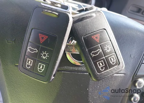 2009 Volvo Xc70 3.2 from USA, damaged, VIN YV4BZ982291064893